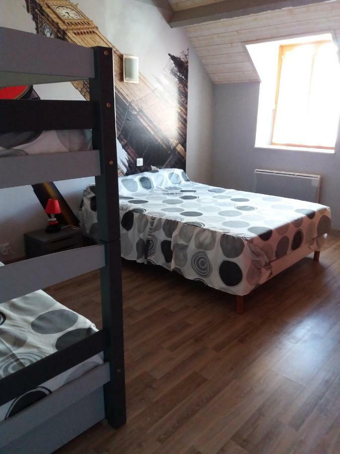 Locations Vacances A La Montagne Sarrancolin Exterior foto